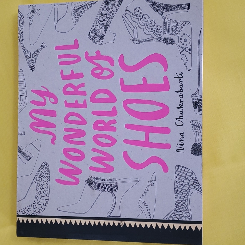 Fashion Book of Shoes